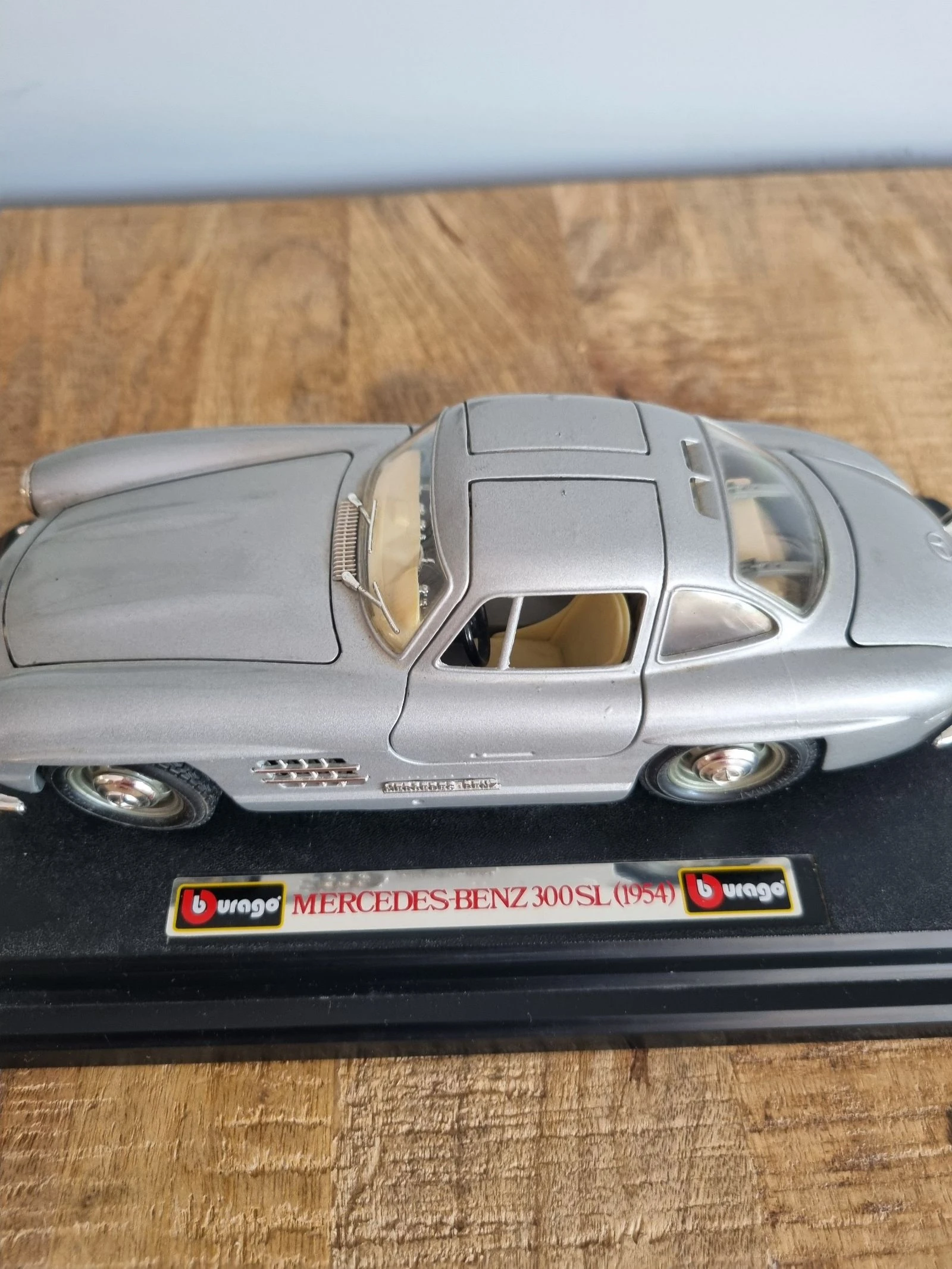 Miniatuurauto Bburago Mercedes-Benz 300 SL (1954) - Schaal 1/24 – photo 2